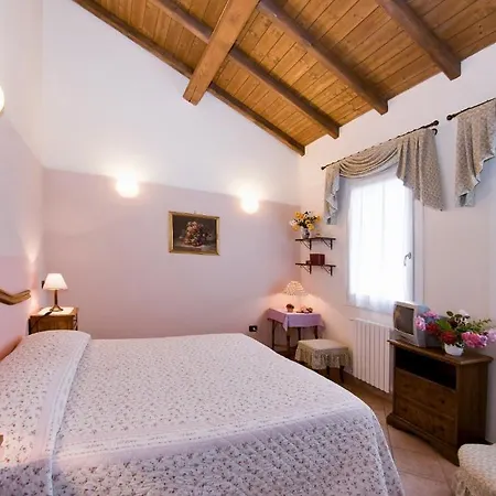 Agriturismo Casella Bauernhof