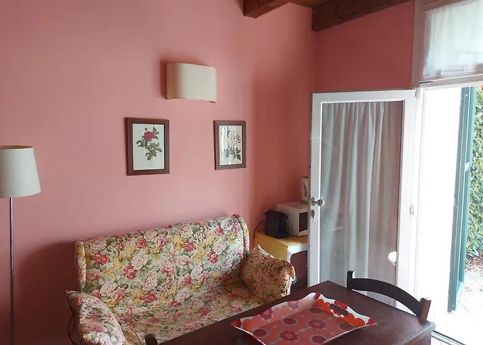 Agriturismo Casella Hotel